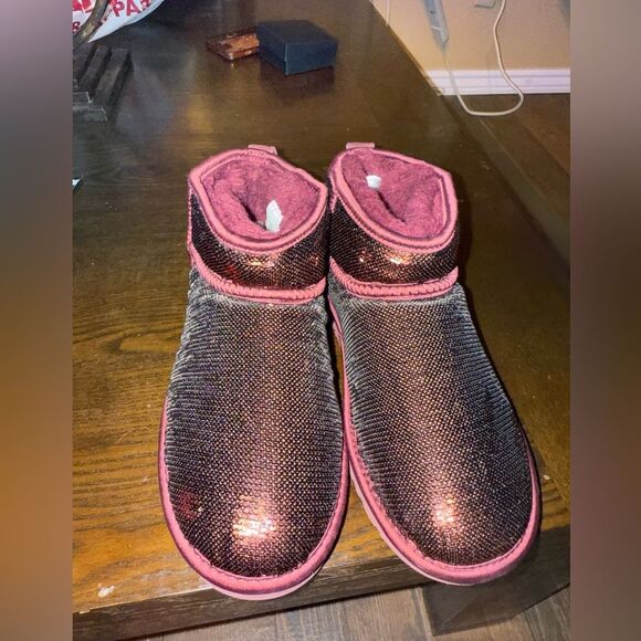 UGG Classic Ultra Mini Mirror Ball- BRAND NEW - Picture 13 of 15